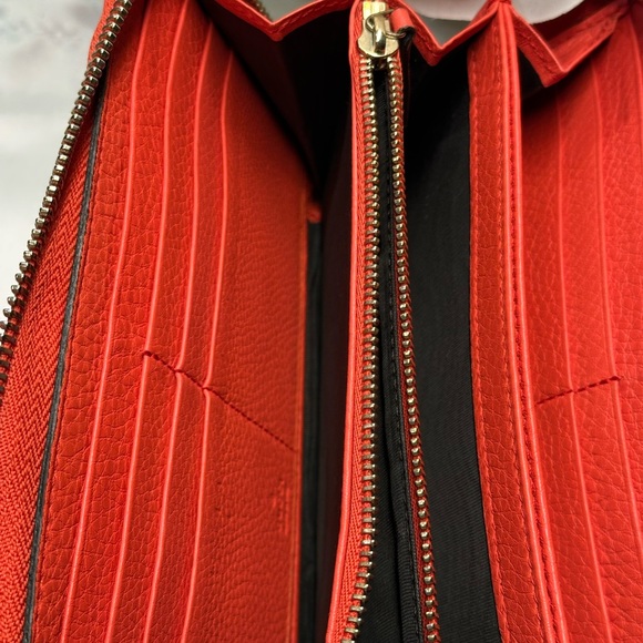 Gucci Red Coral Soho Interlocking GG Leather Zip Around Wallet + Gucci Dust Bag - Picture 11 of 16
